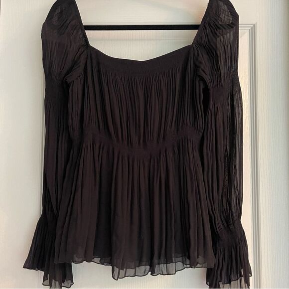 Elegant Black Women's Top - Picture 2 of 9